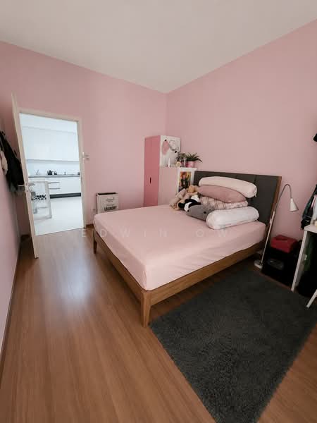 D15 RARE GEM EAST COAST SUPERB LOCATION, EAST COAST / EVERITT RD / TEMBELING RD / JOO CHIAT, 4 Bedrooms, 2,500 sqft, Terraced House For Sale, by Edwin Ow, 500005746 - Bedroom - PropertyGuru.com.sg