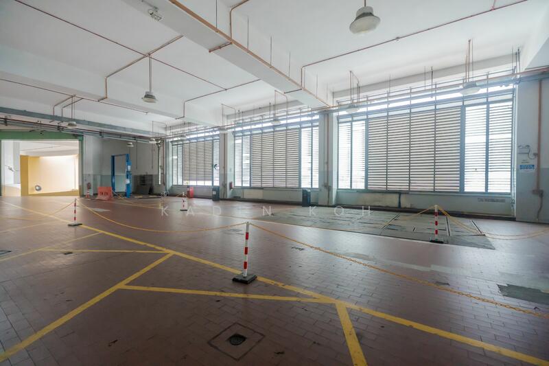 Vehicle Storage @ Loyang Drive, Loyang Drive, 6,000 sqft, Factory / Workshop (B2) For Rent, by Kaden Koh, 500005784 - Interior - CommercialGuru.com.sg