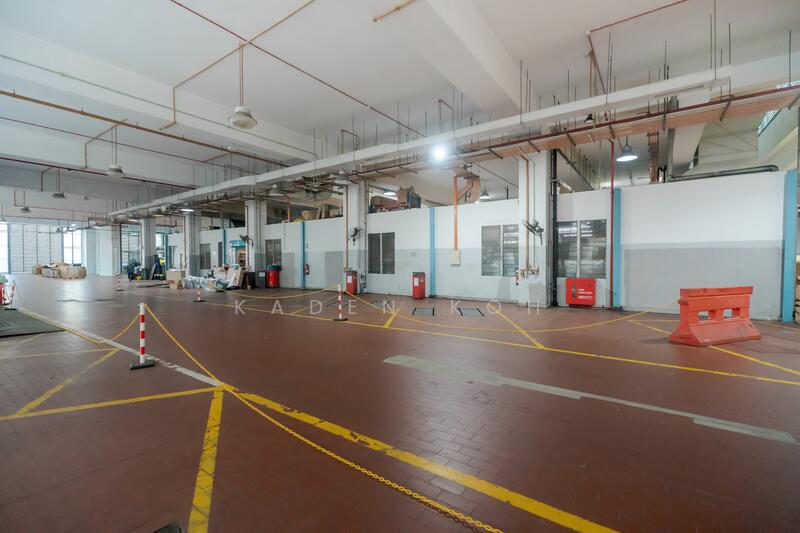 Vehicle Storage @ Loyang Drive, Loyang Drive, 6,000 sqft, Factory / Workshop (B2) For Rent, by Kaden Koh, 500005784 - Interior - CommercialGuru.com.sg