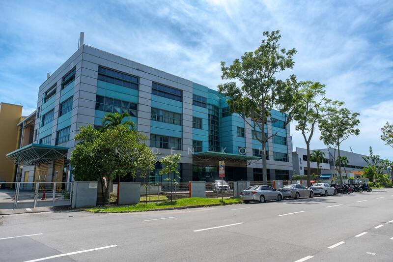Vehicle Storage @ Loyang Drive, Loyang Drive, 6,000 sqft, Factory / Workshop (B2) For Rent, by Kaden Koh, 500005784 - Exterior - CommercialGuru.com.sg