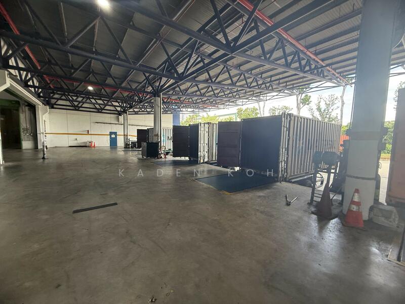 2 Jurong Port Road, Jurong Port Road, 40,000 sqft, Warehouse For Rent, by Kaden Koh, 500005799 - Exterior - CommercialGuru.com.sg