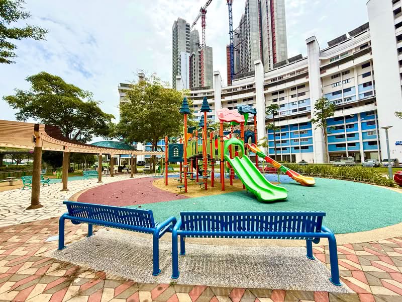 102 Jalan Rajah HDB Flat For Sale at S$ 599,999 | PropertyGuru Singapore - Exterior