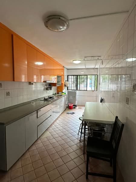713 Yishun Street 71, 713 Yishun Street 71, 3 Bedrooms, 1,313 sqft, HDB Flat For Sale, by Bala .S, 500005853 - Kitchen - PropertyGuru.com.sg