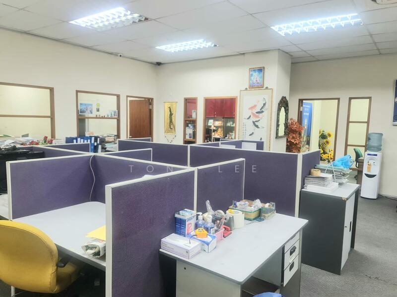 City Warehouse, 5 Kaki Bukit Road 2, 5,940 sqft, Factory / Workshop (B2) For Rent, by Tony Lee, 500005857 - Office - CommercialGuru.com.sg