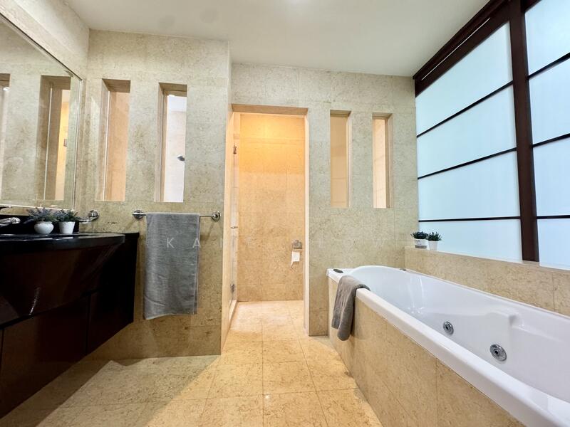 For Sale - Hillington Green