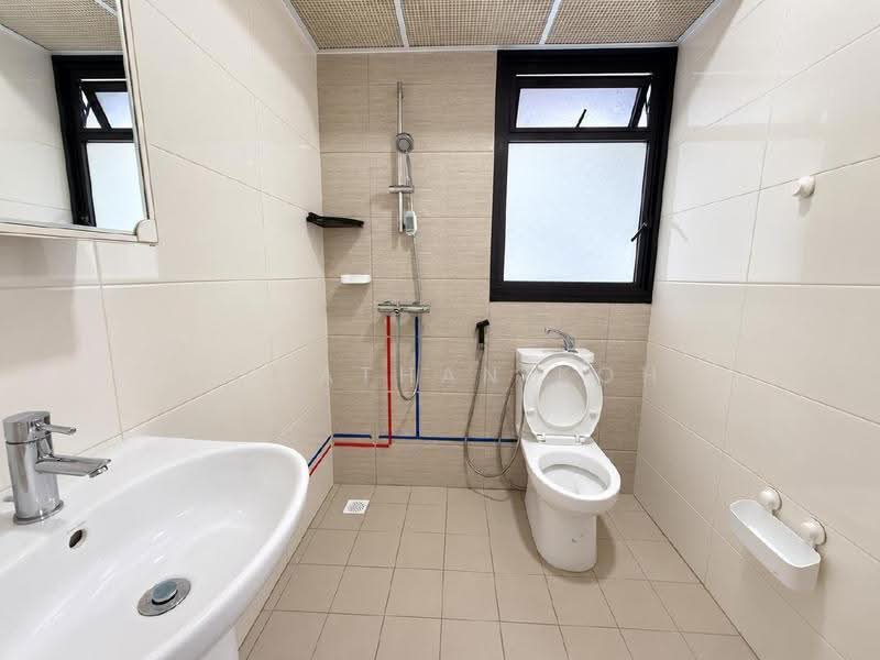 117A Canberra Crescent, 117A Canberra Crescent, Sembawang / Yishun, 1 Bedroom, 409 sqft, HDB Flat For Sale, by Jonathan Koh, 500006115 - Bathroom - PropertyGuru.com.sg