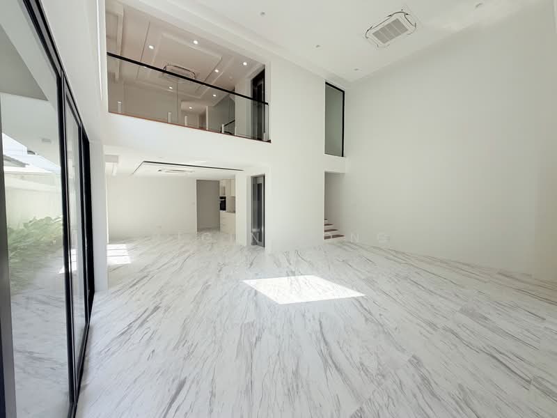 Lucky hills, Jalan Limau Nipis, Bedok terrace, Bedok road, , 6 Bedrooms, 6,500 sqft, Corner Terrace For Sale, by Regin Jong, 500006117 - Interior - PropertyGuru.com.sg