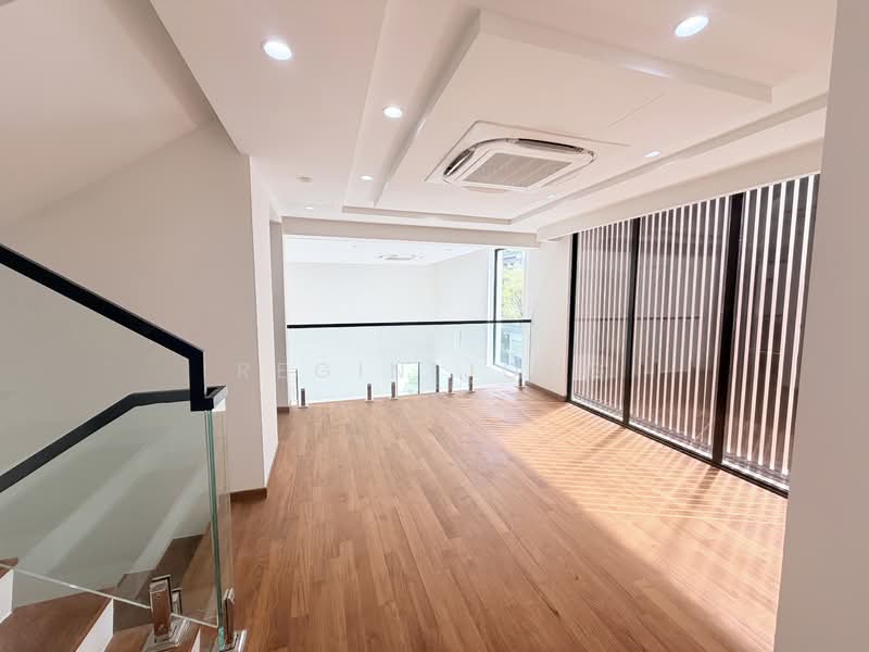 Lucky hills, Jalan Limau Nipis, Bedok terrace, Bedok road, , 6 Bedrooms, 6,500 sqft, Corner Terrace For Sale, by Regin Jong, 500006117 - Interior - PropertyGuru.com.sg