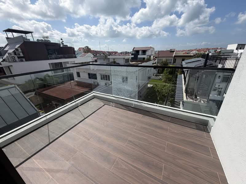 Lucky hills, Jalan Limau Nipis, Bedok terrace, Bedok road, , 6 Bedrooms, 6,500 sqft, Corner Terrace For Sale, by Regin Jong, 500006117 - Balcony - PropertyGuru.com.sg