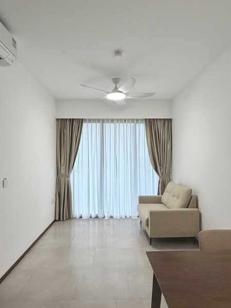 Lentor Modern, Lentor Central, 1 Bedroom, 527 sqft, Condominium For Sale, by Elena Ng, 500006216 - Living Room - PropertyGuru.com.sg