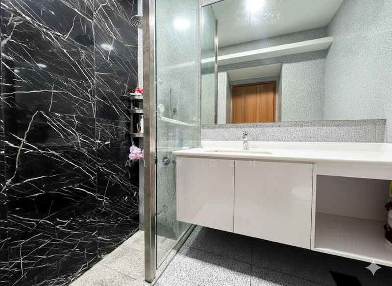 Watertown Condominium For Sale at S$ 1,540,000 | PropertyGuru Singapore - Master Bath (Actual unit w/o furniture)