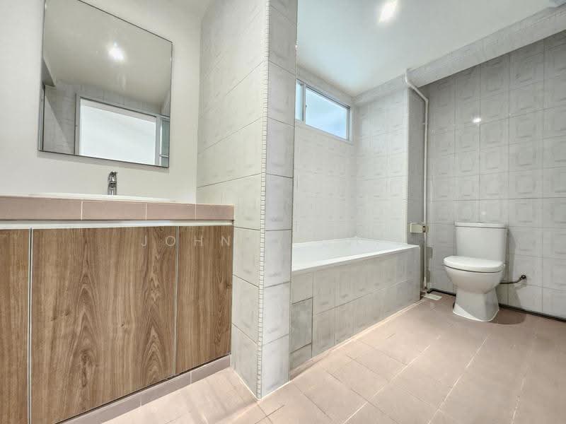 Chancery Court, 36A Dunearn Road, Newton / Novena, 3 Bedrooms, 2,034 sqft, Condominium For Rent, by Johnny Chia, 500006393 - Bathroom - PropertyGuru.com.sg