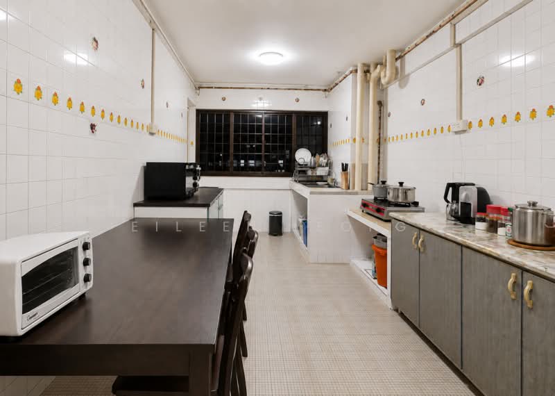 337 Ang Mo Kio Avenue 1, 337 Ang Mo Kio Avenue 1, 3 Bedrooms, 979 sqft, HDB Flat For Sale, by Eileen Leong, 500006443 - Kitchen - PropertyGuru.com.sg