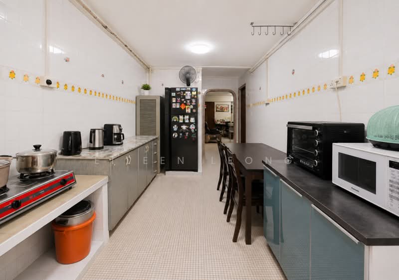 337 Ang Mo Kio Avenue 1, 337 Ang Mo Kio Avenue 1, 3 Bedrooms, 979 sqft, HDB Flat For Sale, by Eileen Leong, 500006443 - Kitchen - PropertyGuru.com.sg