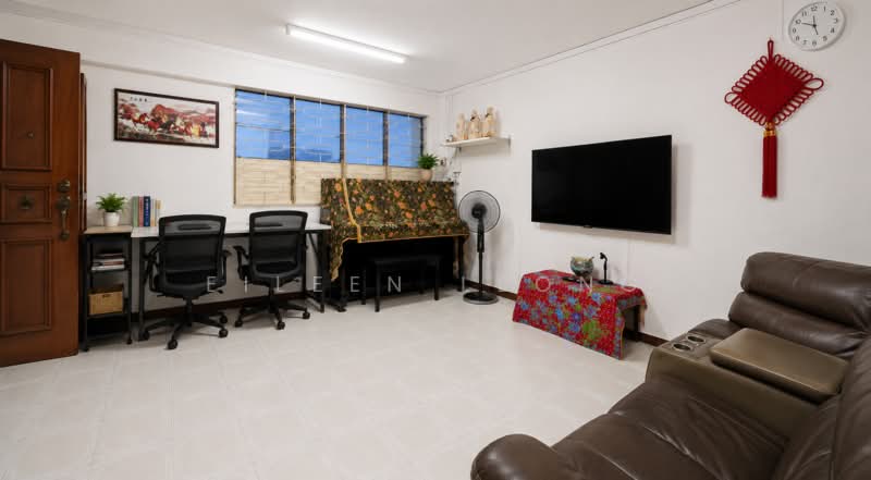337 Ang Mo Kio Avenue 1, 337 Ang Mo Kio Avenue 1, 3 Bedrooms, 979 sqft, HDB Flat For Sale, by Eileen Leong, 500006443 - Living Room - PropertyGuru.com.sg