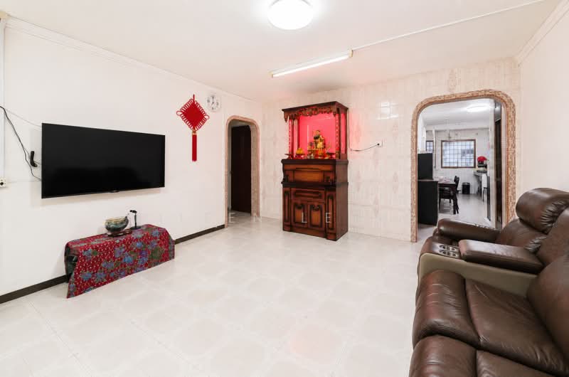337 Ang Mo Kio Avenue 1, 337 Ang Mo Kio Avenue 1, 3 Bedrooms, 979 sqft, HDB Flat For Sale, by Eileen Leong, 500006443 - Living Room - PropertyGuru.com.sg