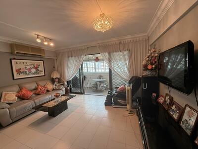 For Sale - 221 Bukit Batok East Avenue 3