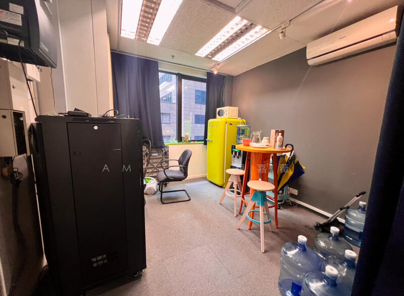 RAFFLES PLACE | Fitted Office | Near to MRT Station |, Raffles Place MRT, 2,000 sqft, Office For Rent, by Amy Aw 胡嘉薇, 500006699 - CommercialGuru.com.sg
