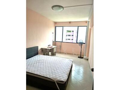 For Rent - 920 Jurong West Street 92