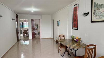 For Sale - 711 Hougang Avenue 2