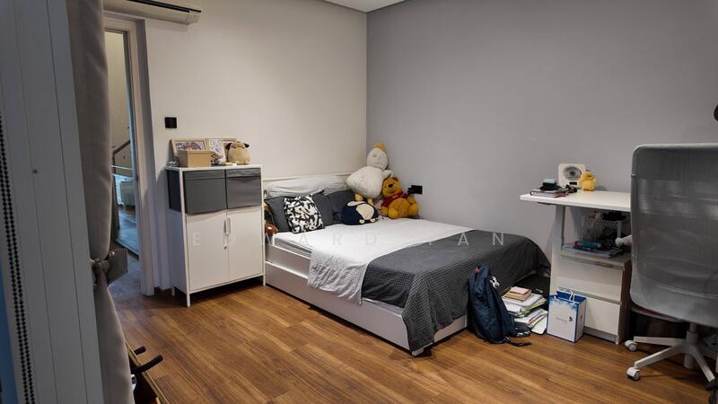 Junior Master Bedroom