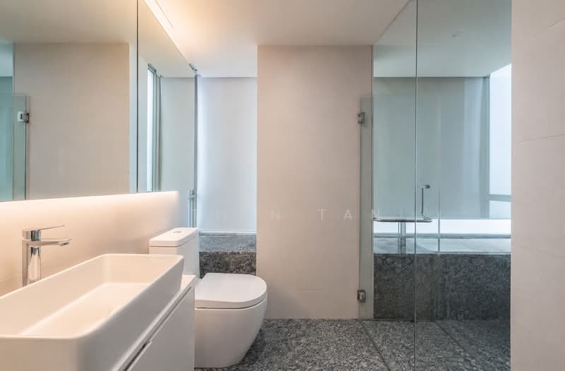 Casa Merah, 50 Tanah Merah Kechil Avenue, 3 Bedrooms, 1,249 sqft, Condominium For Sale, by Ethan Tan, 500006835 - Master Bathroom - PropertyGuru.com.sg
