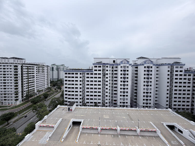 For Sale - 477 Sembawang Drive