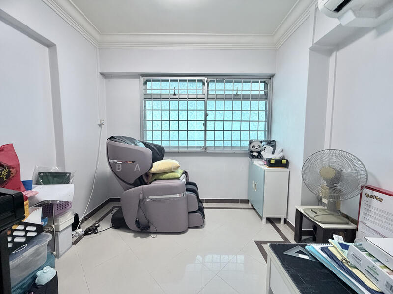 For Sale - 477 Sembawang Drive