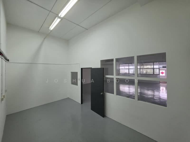Harvest @ Woodlands, 280 Woodlands Industrial Park E5, 1,658 sqft, Factory / Workshop (B2) For Rent, by Joshua Boon, 500007088 - Interior - CommercialGuru.com.sg