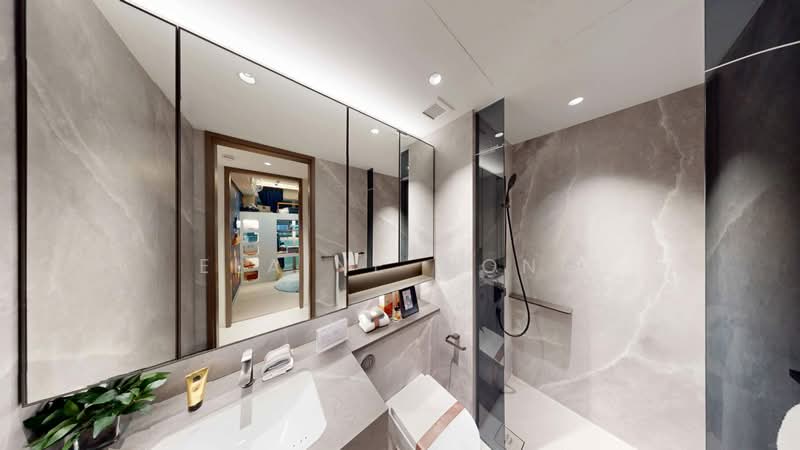 BEST BUY, walk to Great World MRT, , 2 Bedrooms, 689 sqft, Condominium For Sale, by Elaine Wong, 500007116 - Bathroom - PropertyGuru.com.sg