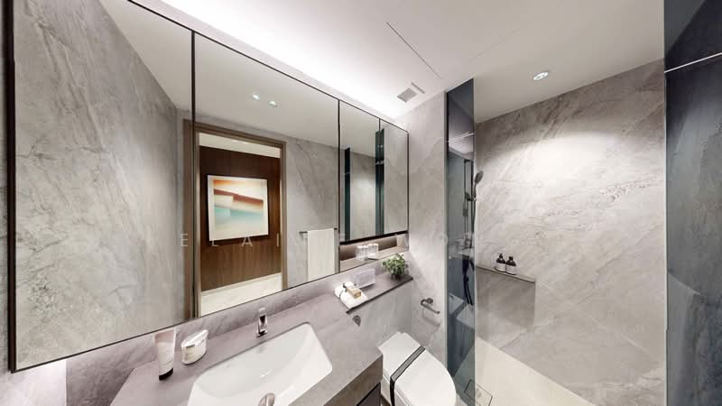 BEST BUY, opposite Great world mall, , 4 Bedrooms, 1,421 sqft, Condominium For Sale, by Elaine Wong, 500007126 - Bathroom - PropertyGuru.com.sg