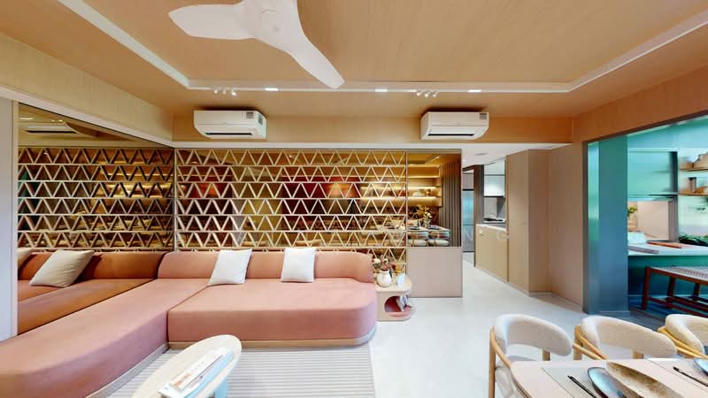 ⭐️ D9 BEST BUY, , 3 Bedrooms, 1,033 sqft, Condominium For Sale, by Elaine Wong, 500007129 - Living Room - PropertyGuru.com.sg