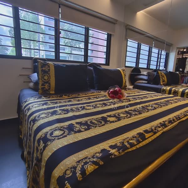 346 Woodlands Street 32, 346 Woodlands Street 32, 3 Bedrooms, 1,593 sqft, HDB Flat For Sale, by Mansor Mohd, 500007137 - Bedroom - PropertyGuru.com.sg