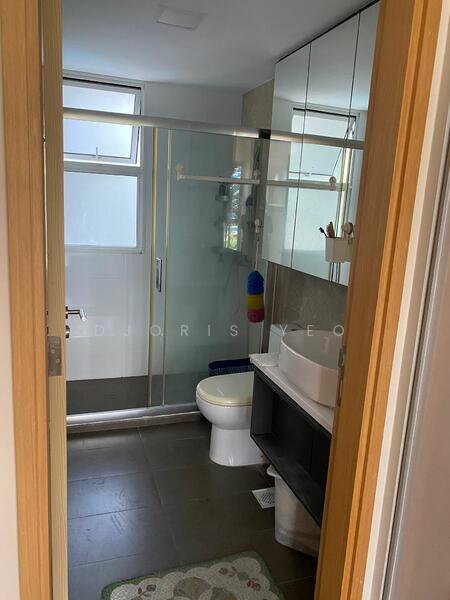 Forestville, 32 Woodlands Drive 16, 2 Bedrooms, 850 sqft, Executive Condominium For Rent, by Djoris Yeo, 500007173 - Bathroom - PropertyGuru.com.sg