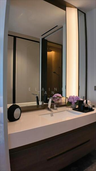 Ready to move in at 19 Nassim. Near Orchard Boulevard MRT. Brand new fully furnished unit Condominium For Sale at S$ 1,862,000 | PropertyGuru Singapore - Bathroom