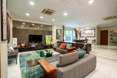 For Sale - 1km to Pei Hwa Primary! Renovated 2-Sty Semi-D | Huge Garden | Wide Frontage | 4,854 sqft Land