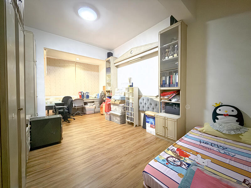 For Sale - UNDERVALUED FREEHOLD LANDED HOUSE FOR SALE