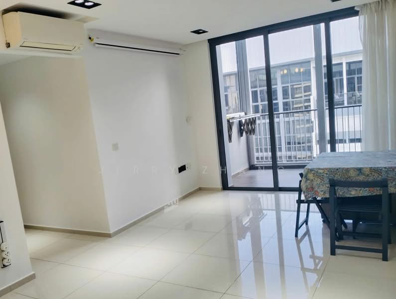 Riverbank at Fernvale, Sengkang West Way/Fernvale, 3 Bedrooms, 1,054 sqft, Condominium For Rent, by Jerry Zhang, 500007450 - Living Room - PropertyGuru.com.sg