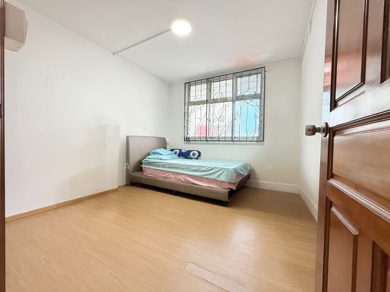 338 Ubi Avenue 1, 338 Ubi Avenue 1, 3 Bedrooms, 904 sqft, HDB Flat For Sale, by Jason Sern, 500007467 - Bedroom - PropertyGuru.com.sg