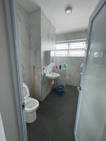 Masterroom ensuite bath