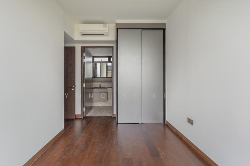 For Rent - The Commodore