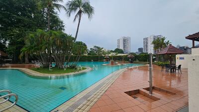 For Rent - The Balmoral