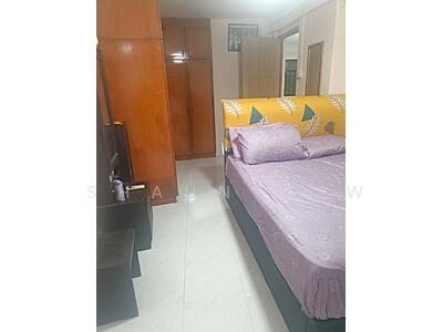 For Rent - 168A Queensway