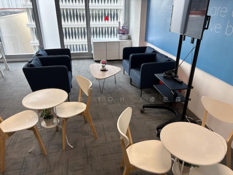 Exclusive Floor Fitted Office, Raffles Place, , 6,511 sqft, Office For Rent, by David Toh (卓宏森), 500007734 - Living Room - CommercialGuru.com.sg