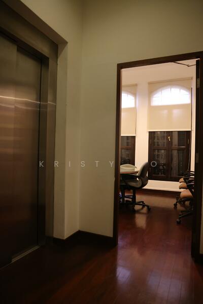 Office | Telok Ayer MRT | Good Condition, , 1,000 sqft, Office For Rent, by Kristy Ho, 500007798 - Corridor - CommercialGuru.com.sg