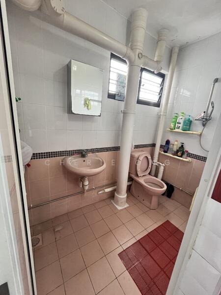 603 Bedok Reservoir Road HDB Flat For Sale at S$ 699,000 | PropertyGuru Singapore - Bathroom