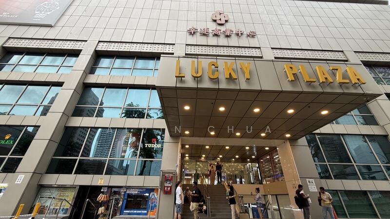 Lucky Plaza, 304 Orchard Road, 1,679 sqft, Food & Beverage For Rent, by Alvin Chua, 500007977 - Exterior - CommercialGuru.com.sg