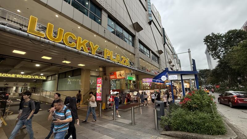 Lucky Plaza, 304 Orchard Road, 1,679 sqft, Food & Beverage For Rent, by Alvin Chua, 500007977 - Exterior - CommercialGuru.com.sg