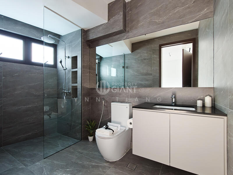 ❤️GIANT⚡️Selling Now! Brand New 4 Levels Inter Terrace w Attic & Lift at Joo Chiat Place, Joo Chiat Place/ Lrg H Telok Kurau/ Joo Chiat Avenue, 6 Bedrooms, 4,314 sqft, Terraced House For Sale, by Lynn Tiang, 500007979 - Bathroom - PropertyGuru.com.sg