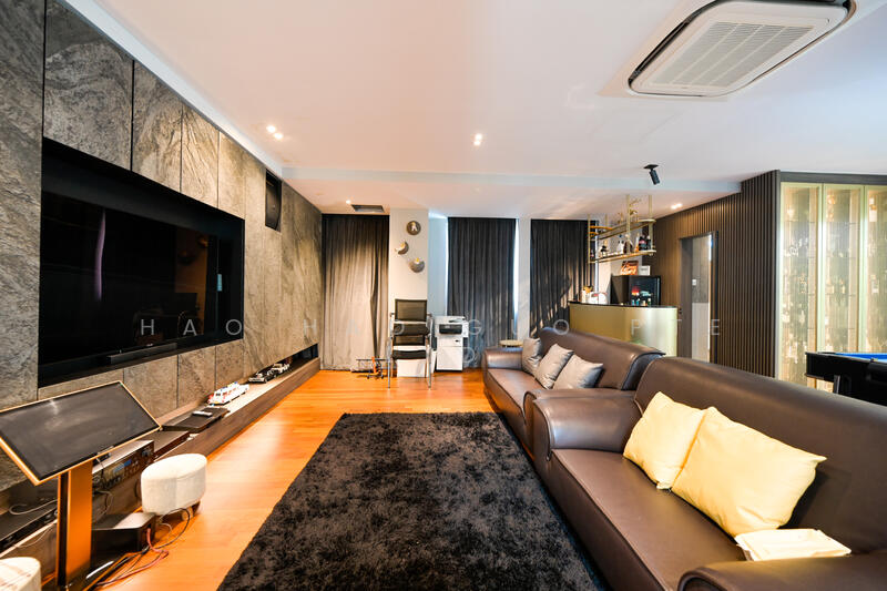 Serangoon Garden Way, Serangoon Garden, 4 Bedrooms, 4,200 sqft, Semi-Detached House For Rent, by ANDY HUANG, 500008006 - Living Room - PropertyGuru.com.sg